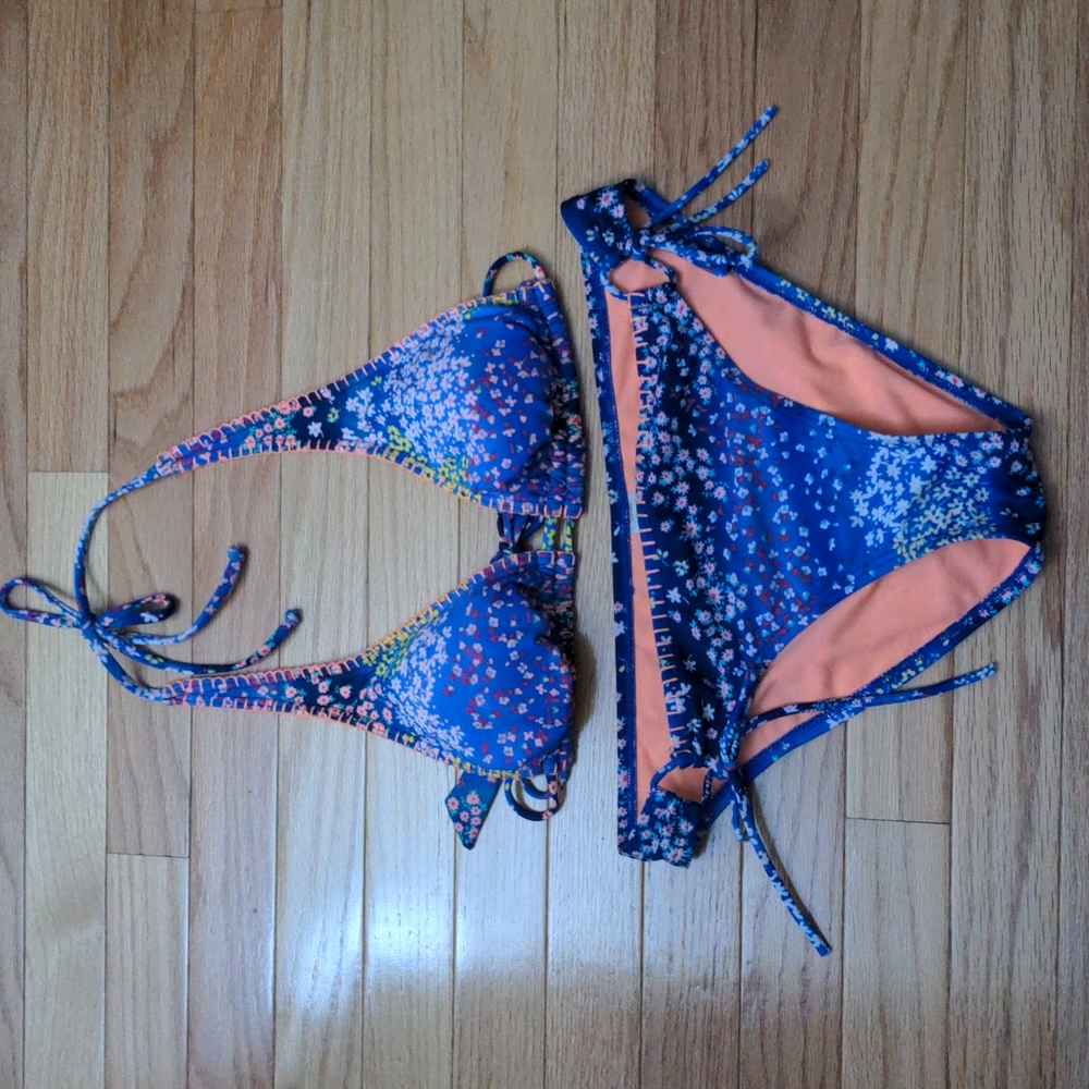 Cute floral bikini